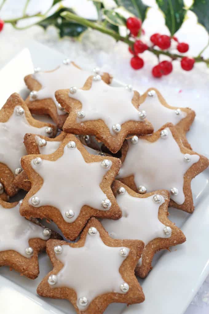 Healthier Gingerbread Cookies are perfect the perfect Christmas Class party food.