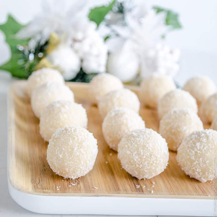 Christmas class party food - coconut snowballs
