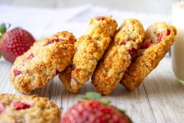 Sugar Free Strawberry Coconut Cookies, sweetened only with fruit, nut and dairy free and so delicious.