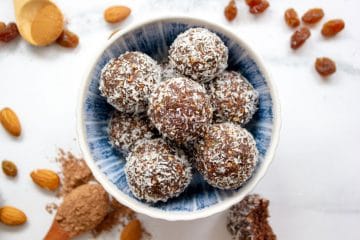 refined sugar free rum raisin bliss balls