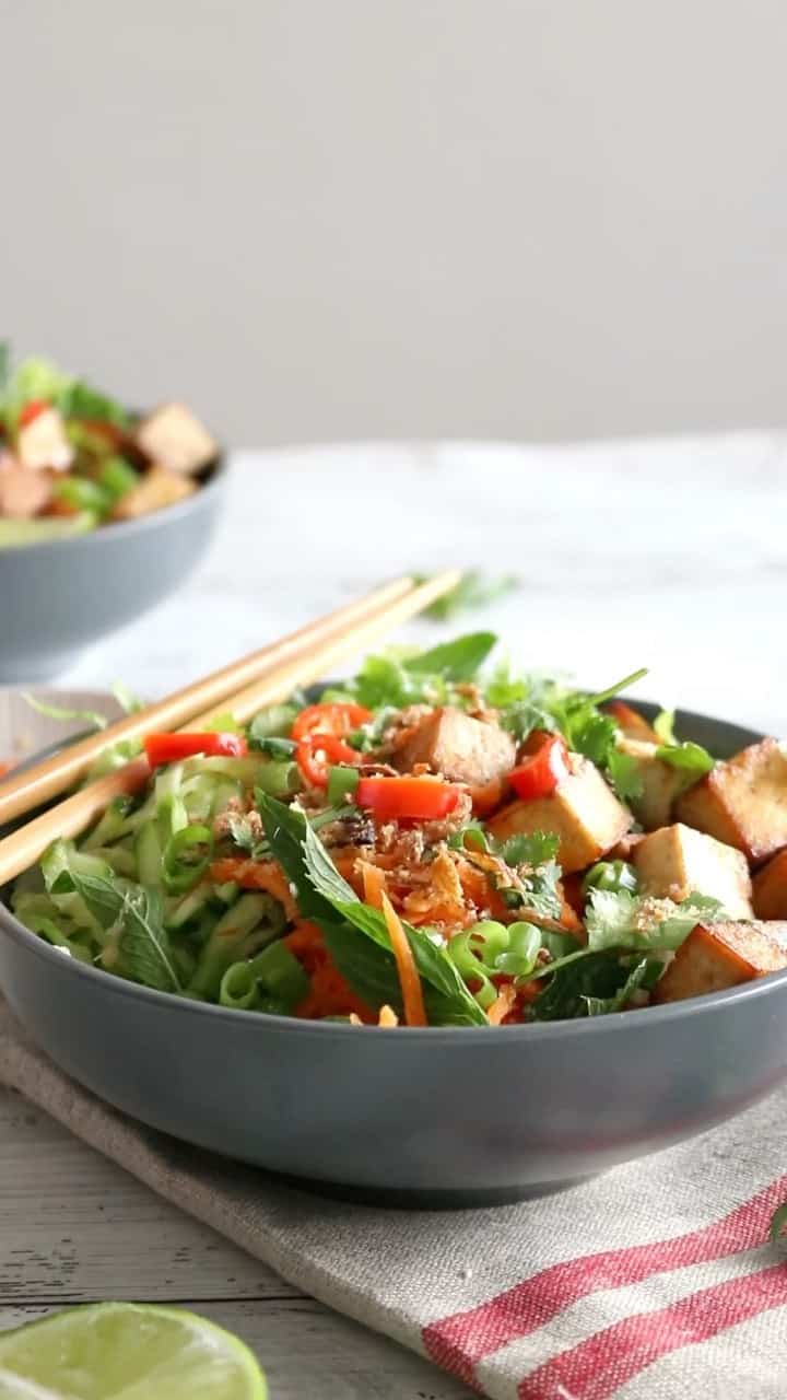 I’ll tell you what I want what I really, really want…I really want this Rice Noodle Salad. On repeat.

And I bet you will too. Because two words…noodly goodness 🥢🥗😋

This bún noodle salad with tofu is the business. Fresh and crunchy, flavourful and aromatic. And it’s substantial enough so you won’t be hungry an hour later! Want the recipe?

Drop me a 🥢 or 🥗 or your favourite emojis and I’ll get it to you or grab from the link in my bio @goodiegoodielunchbox or head to goodiegoodielunchbox.com.au and grab direct from my site.

Happy lunching, Bernadette x