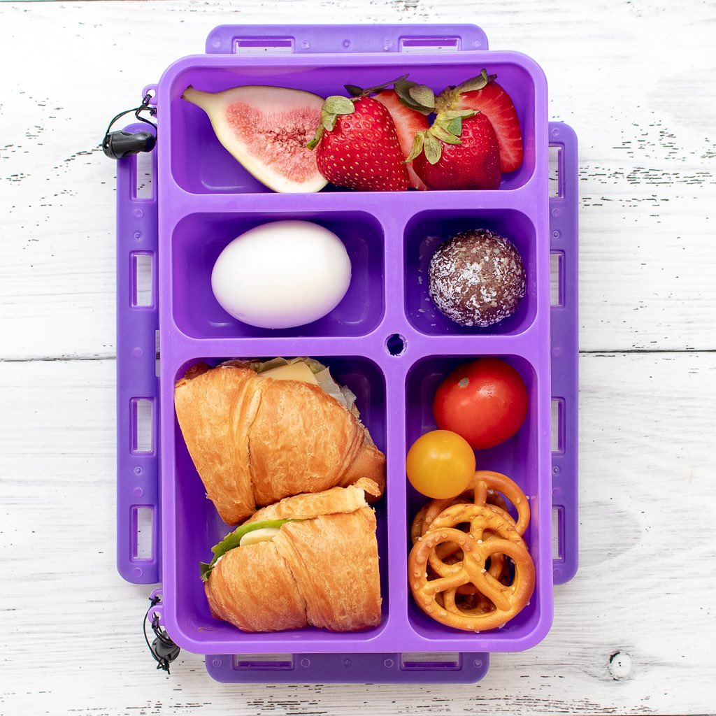 💜💖 L U N C H • T I M E

A simple lunch for Miss 6 today:
➕fig
➕strawberries
➕Nut and Gluten Free Choc Bliss Ball (recipe on the grid a few posts back or I have a similar recipe on my site)
➕cherry tomatoes
➕pretzels
➕croissants with lettuce and cheese
➕hard boiled egg

Have a great day! Bernadette x